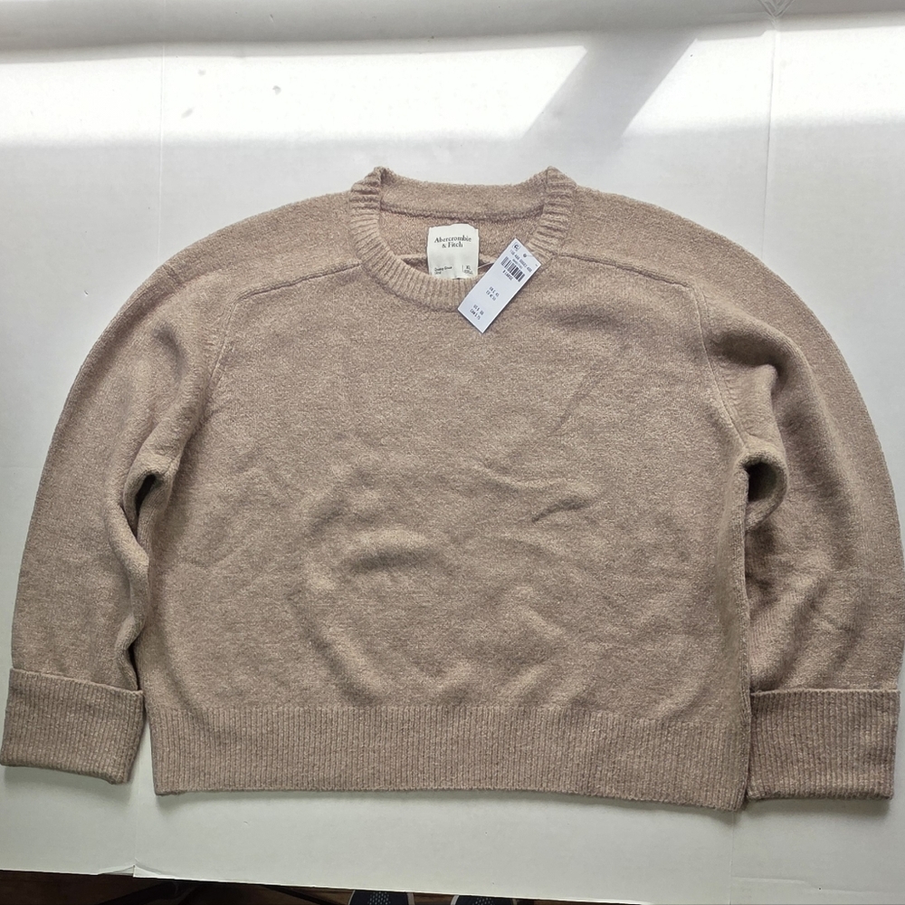 Abercrombie & Fitch Sweater